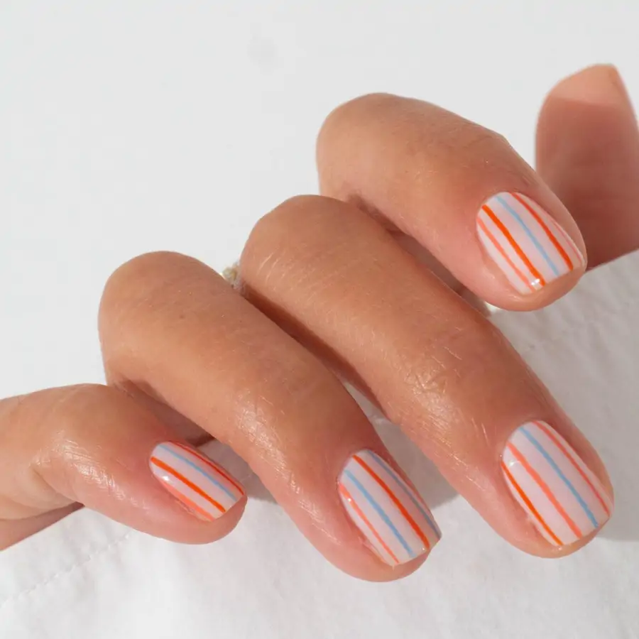 manicura rayas